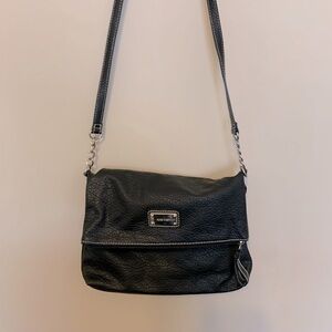 Black crossbody Nine West purse
